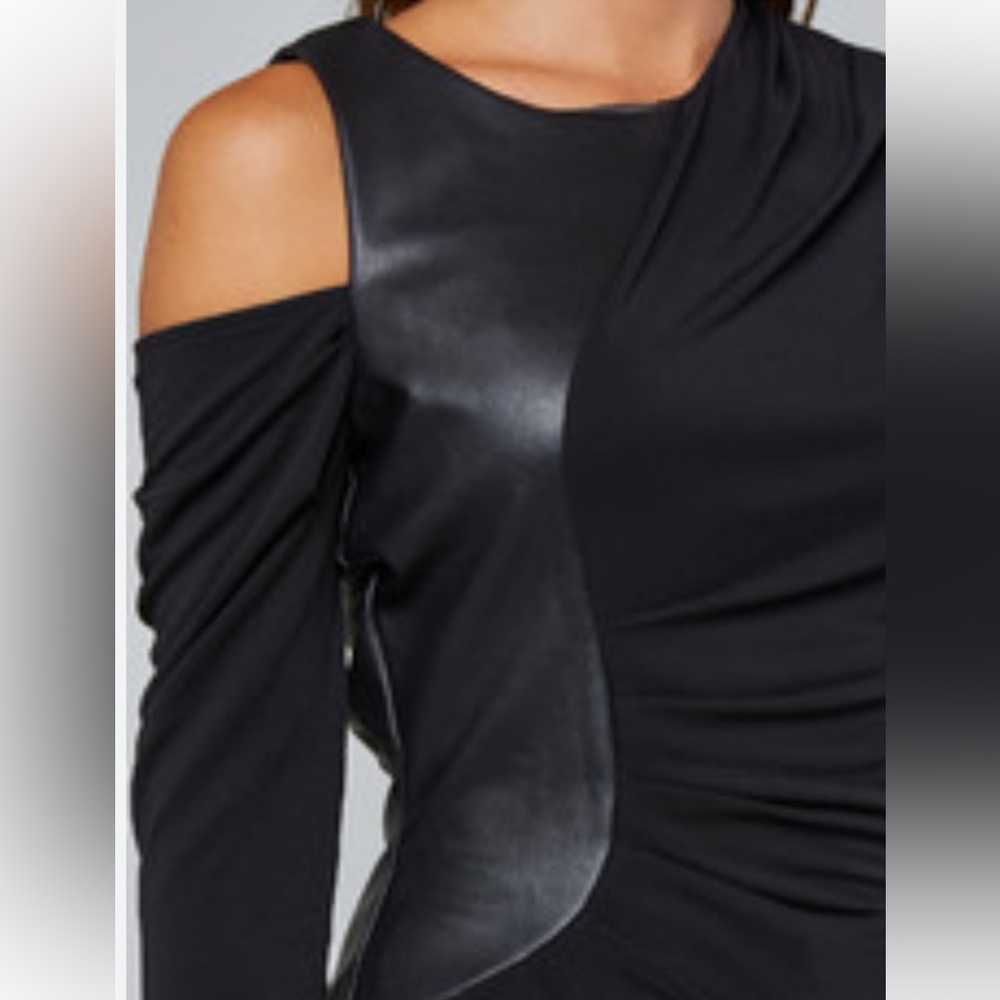 S (M too) BOSTON PROPER Faux leather cold shoulder perplum top